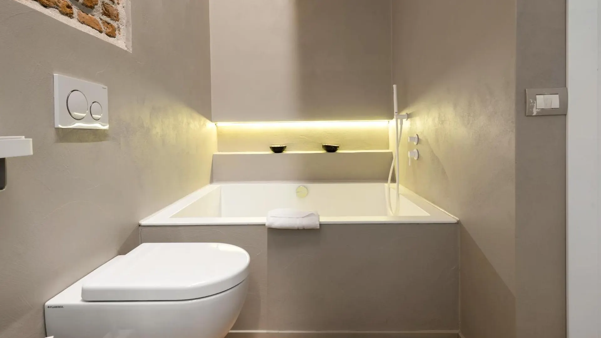 Flats4Rent Residenza Carmen Apartment Verona 0*,  Italy