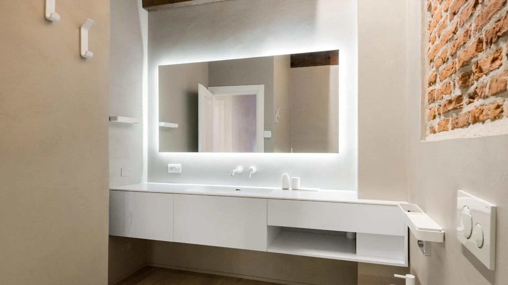 Flats4Rent Residenza Carmen Apartment Verona